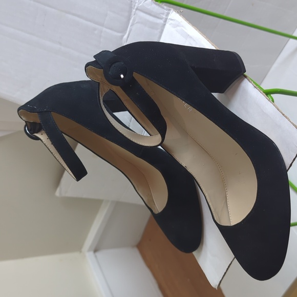 Marc Fisher Mfion Black Suede Block Heel Pumps New - Picture 17 of 17